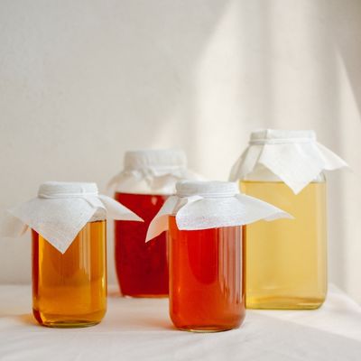 Boissons fermentées naturelles en bocaux