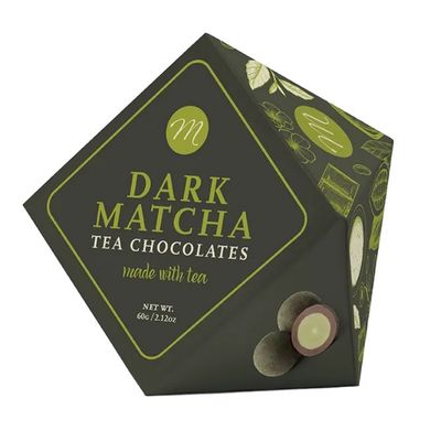 Boîte Dark Matcha Tea Chocolates, chocolats au thé matcha sur emballage noir