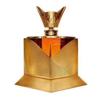 Bouteille de whisky de luxe au design sculptural doré